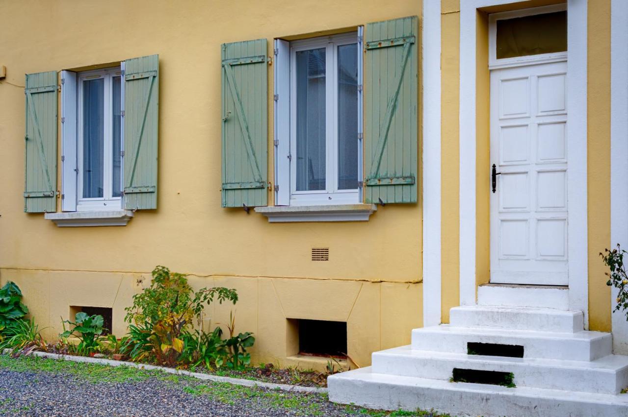 Centre Ville Et Gare A Pied - Parking Et Patio Vannes Ngoại thất bức ảnh